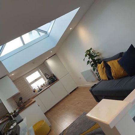 1 Bedroom Modern Duplex 南安普敦 外观 照片